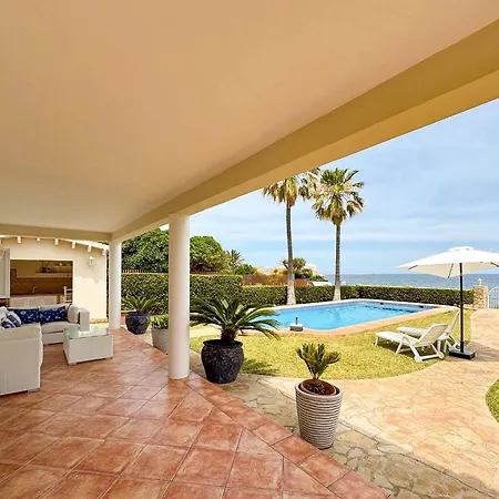 Casa Frente El Mar *