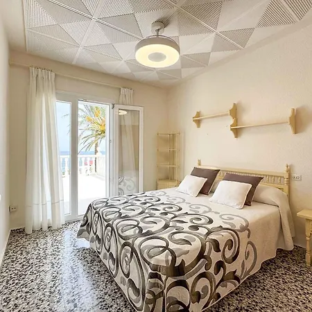 Casa Frente El Mar Вілла Денія